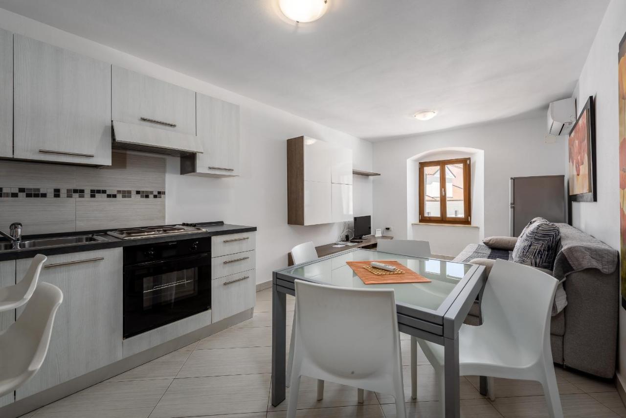 Apartments Dante Umag Eksteriør billede