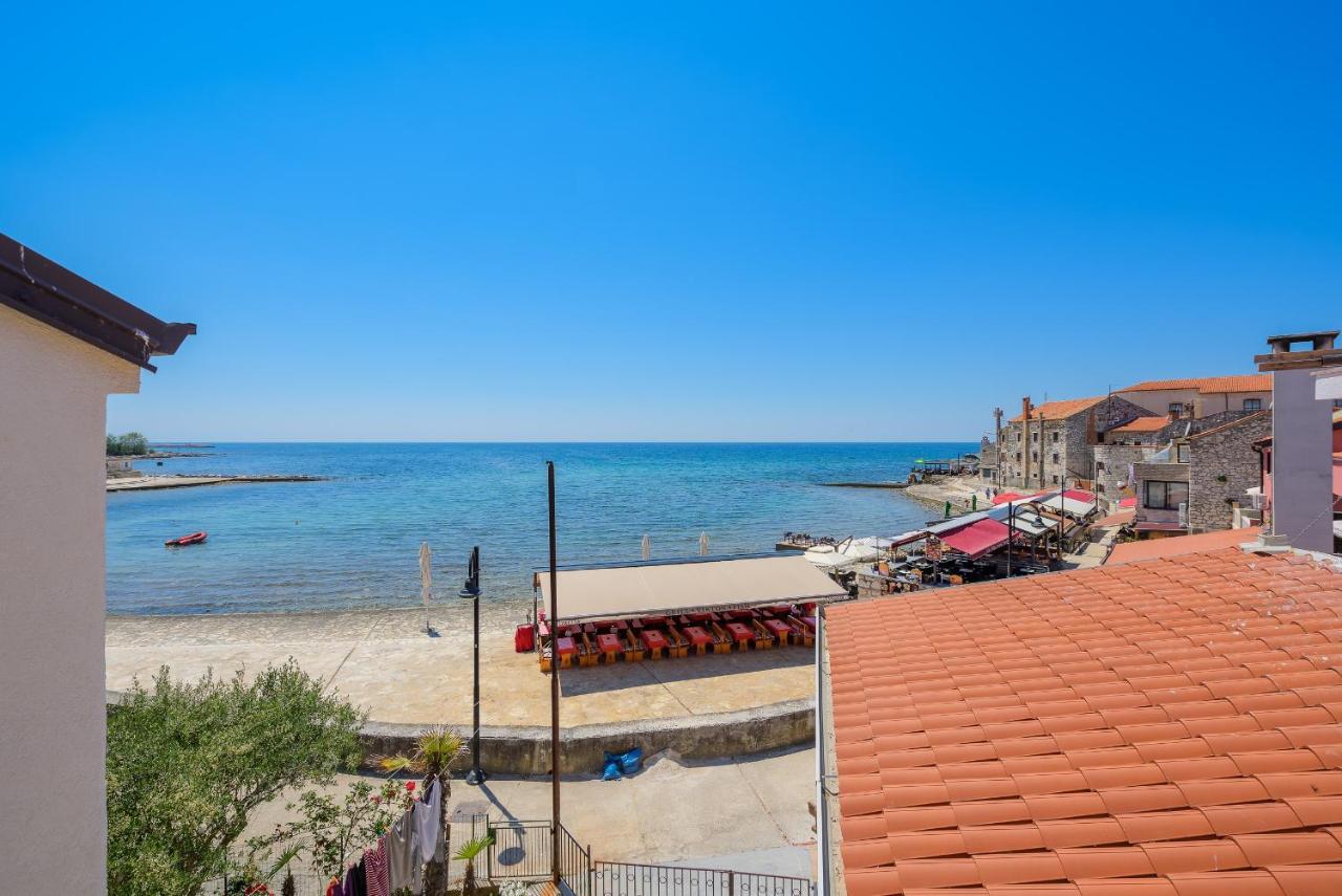 Apartments Dante Umag Eksteriør billede