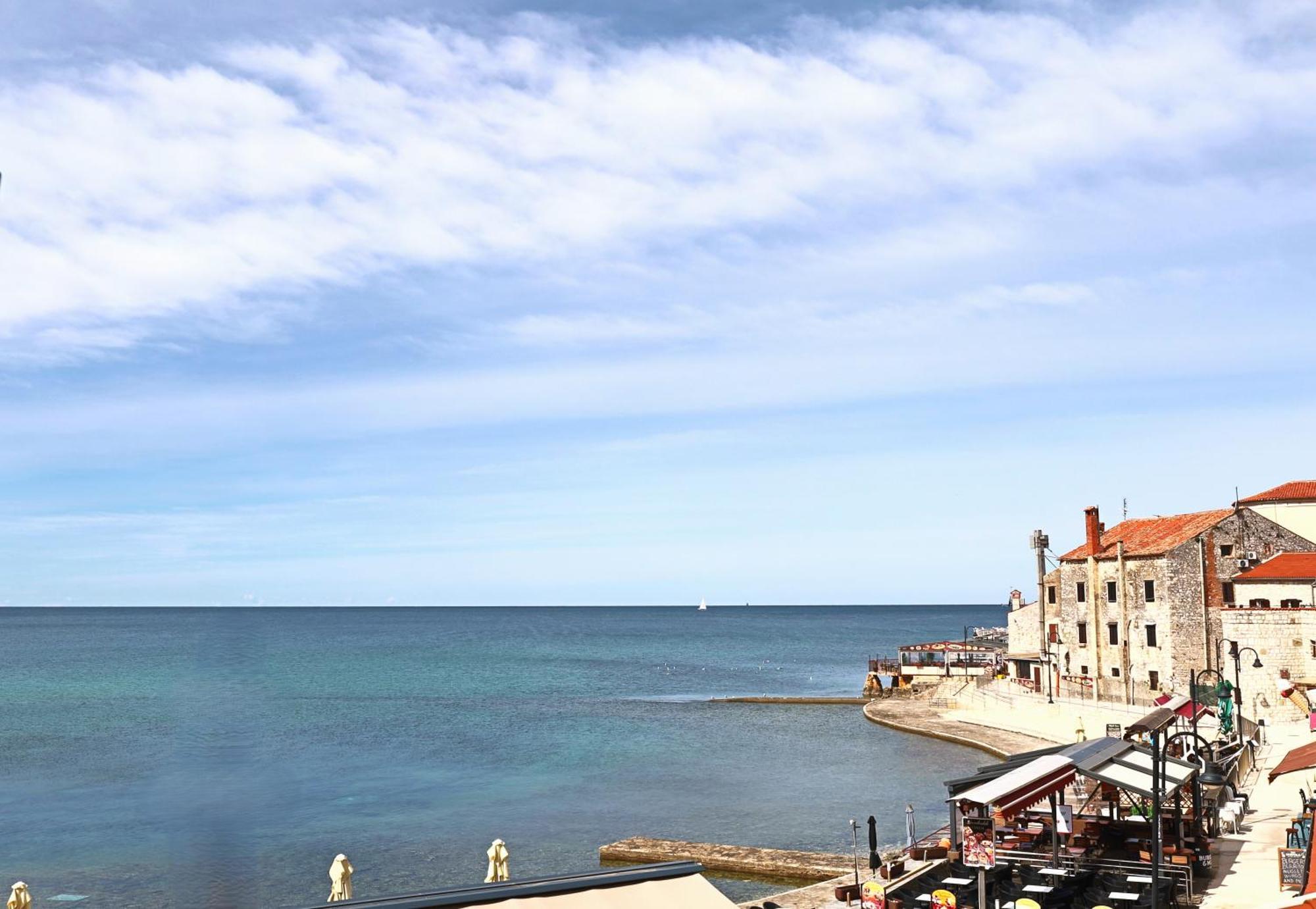 Apartments Dante Umag Eksteriør billede